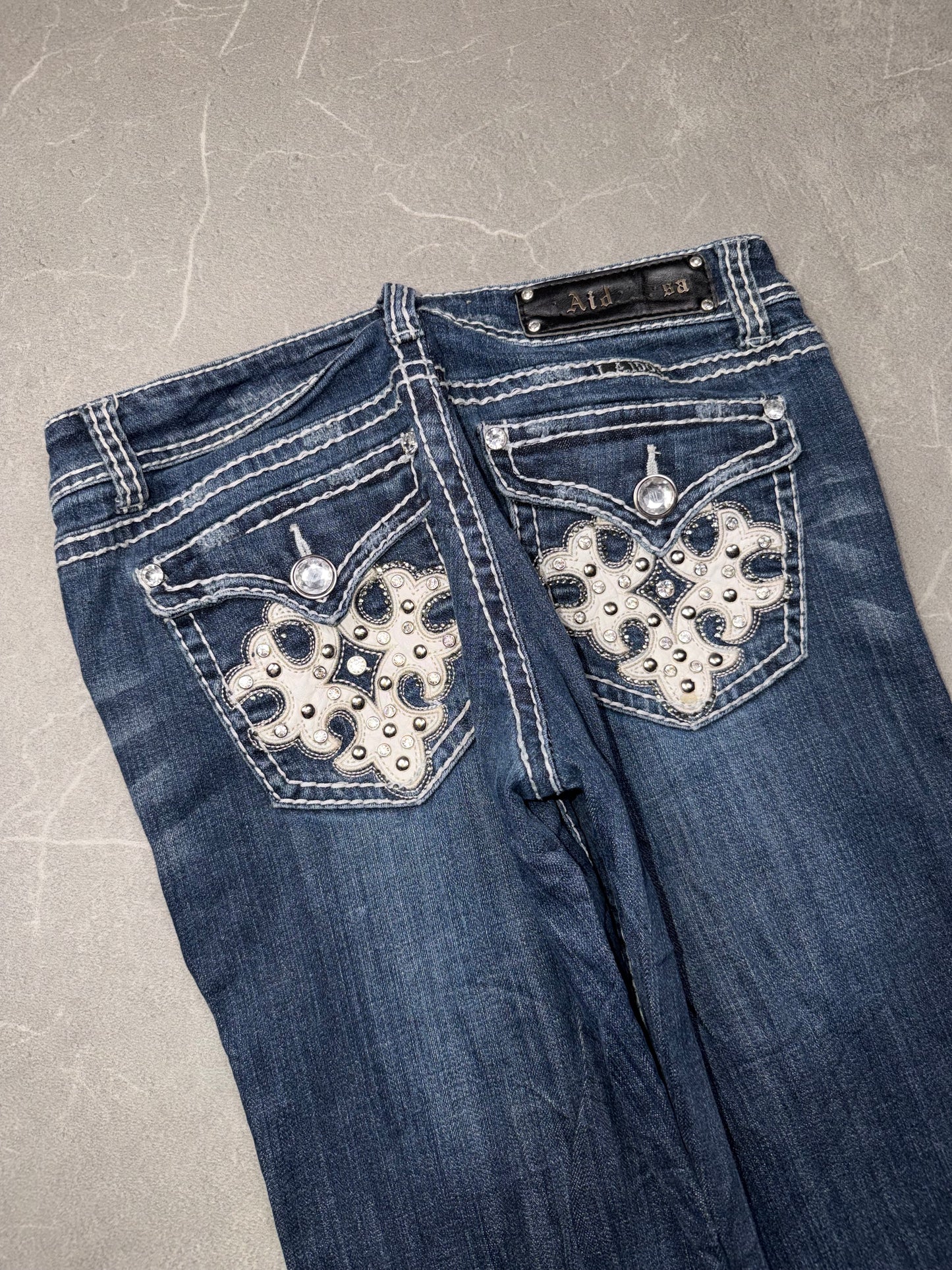 LA Idol USA Bootcut Low Rise // M