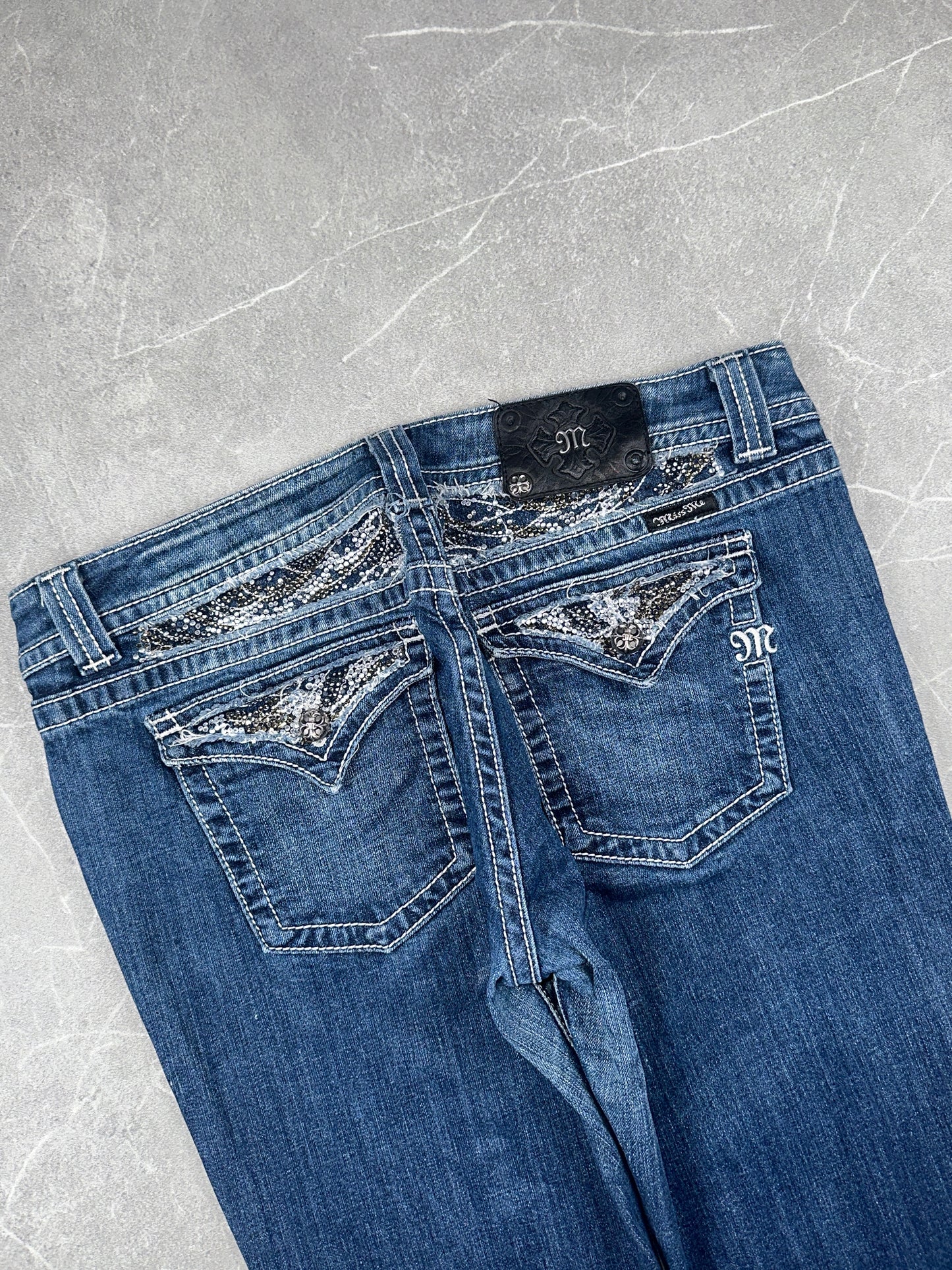 Miss Me Bootcut Low Rise // 34 (XL)