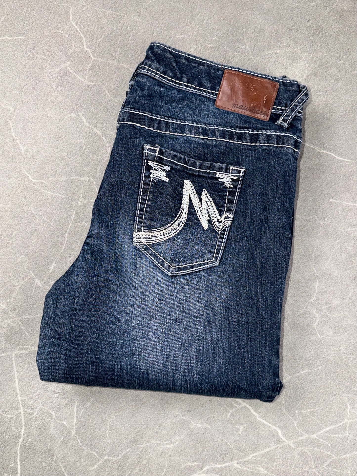 Maurices Jeans Bootcut Low Rise // M