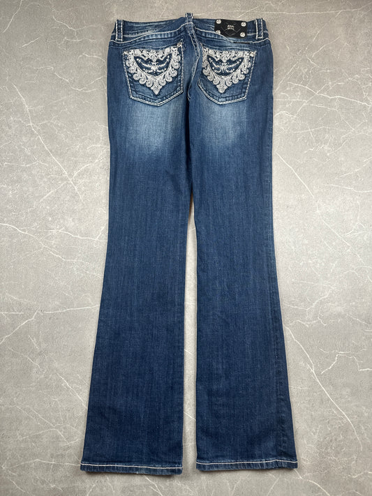 Miss Me Bootcut Low Rise // 30 (M)