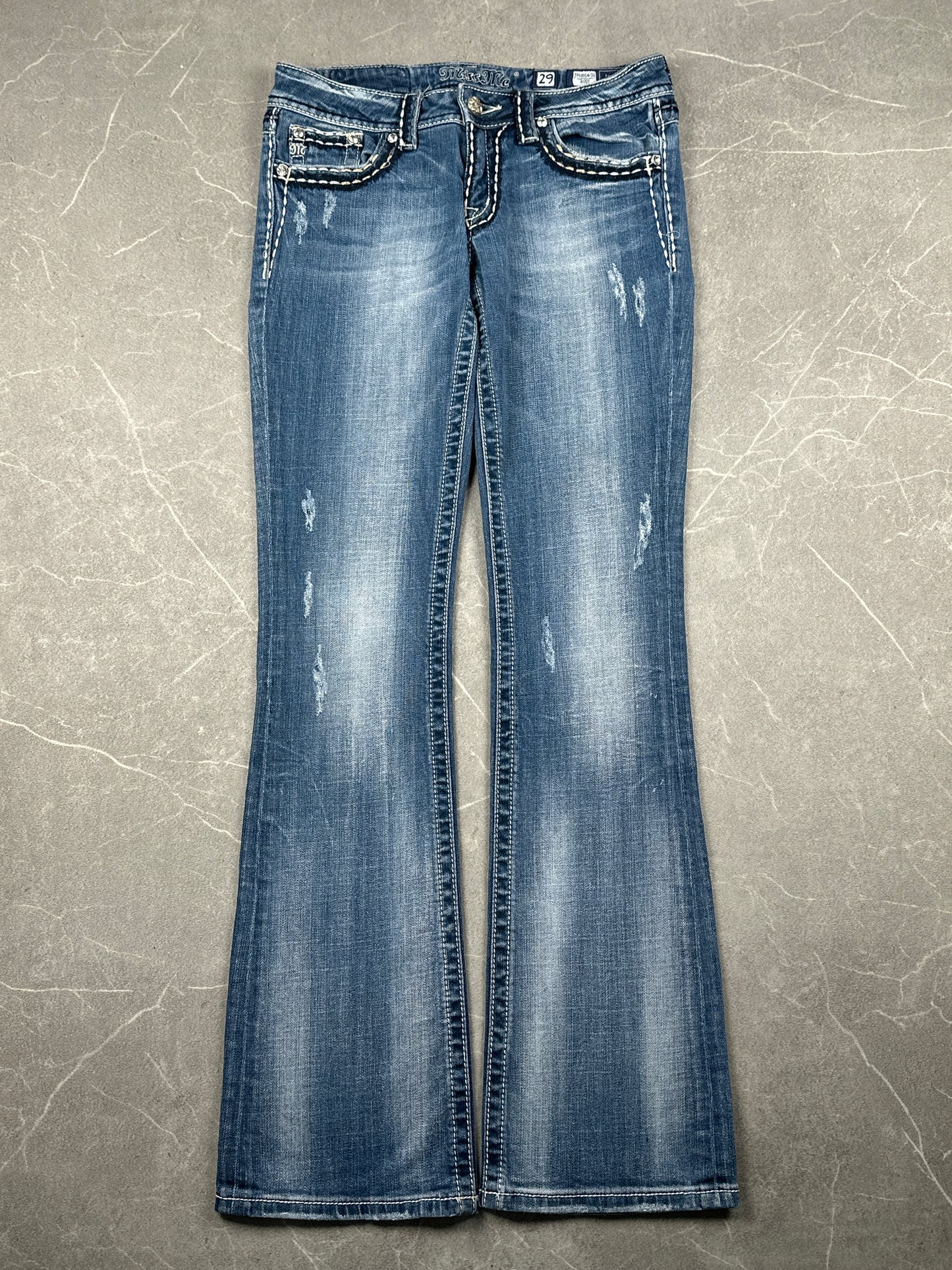 Miss Me Bootcut Low Rise // 29 (M)