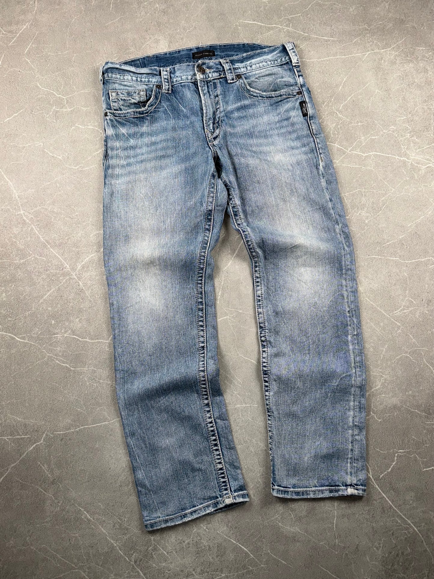 Silver Jeans Straight // L