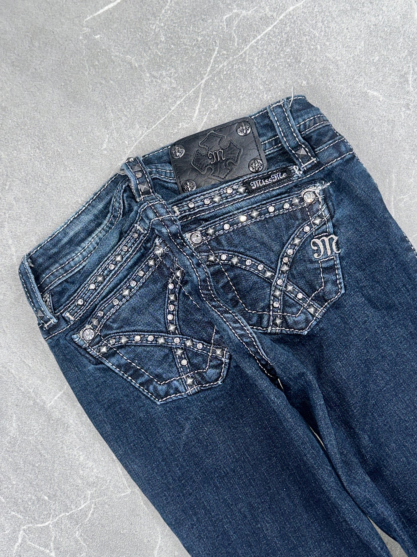 Miss Me Skinny Jeans Low Rise // 8 (XXXS)