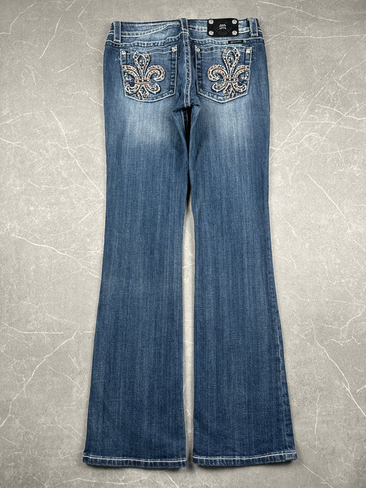Miss Me Bootcut Low Rise // 30 (M)