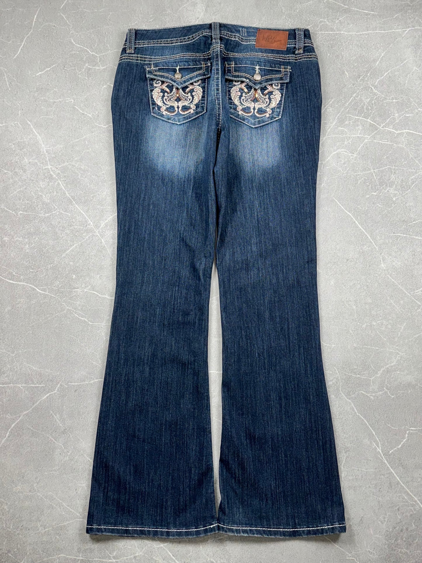Ariya Jeans Bootcut Mid Rise // L