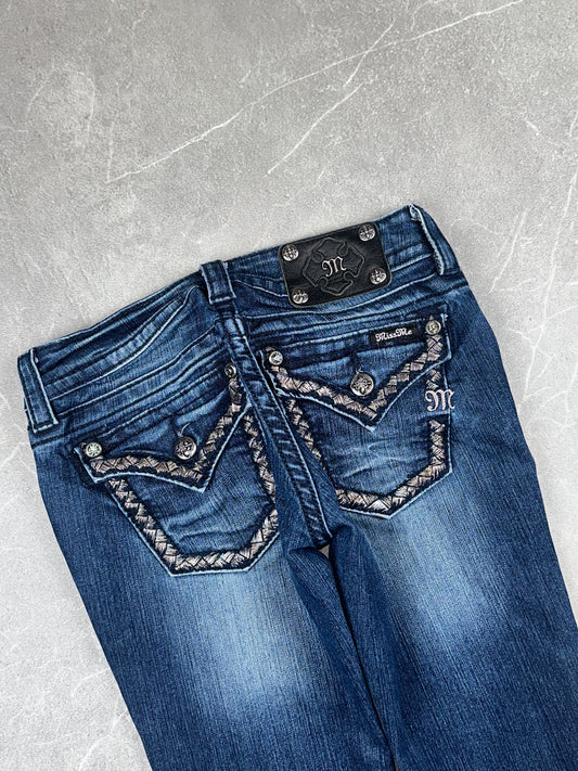 Miss Me Bootcut Low Rise // 25 (Xs)