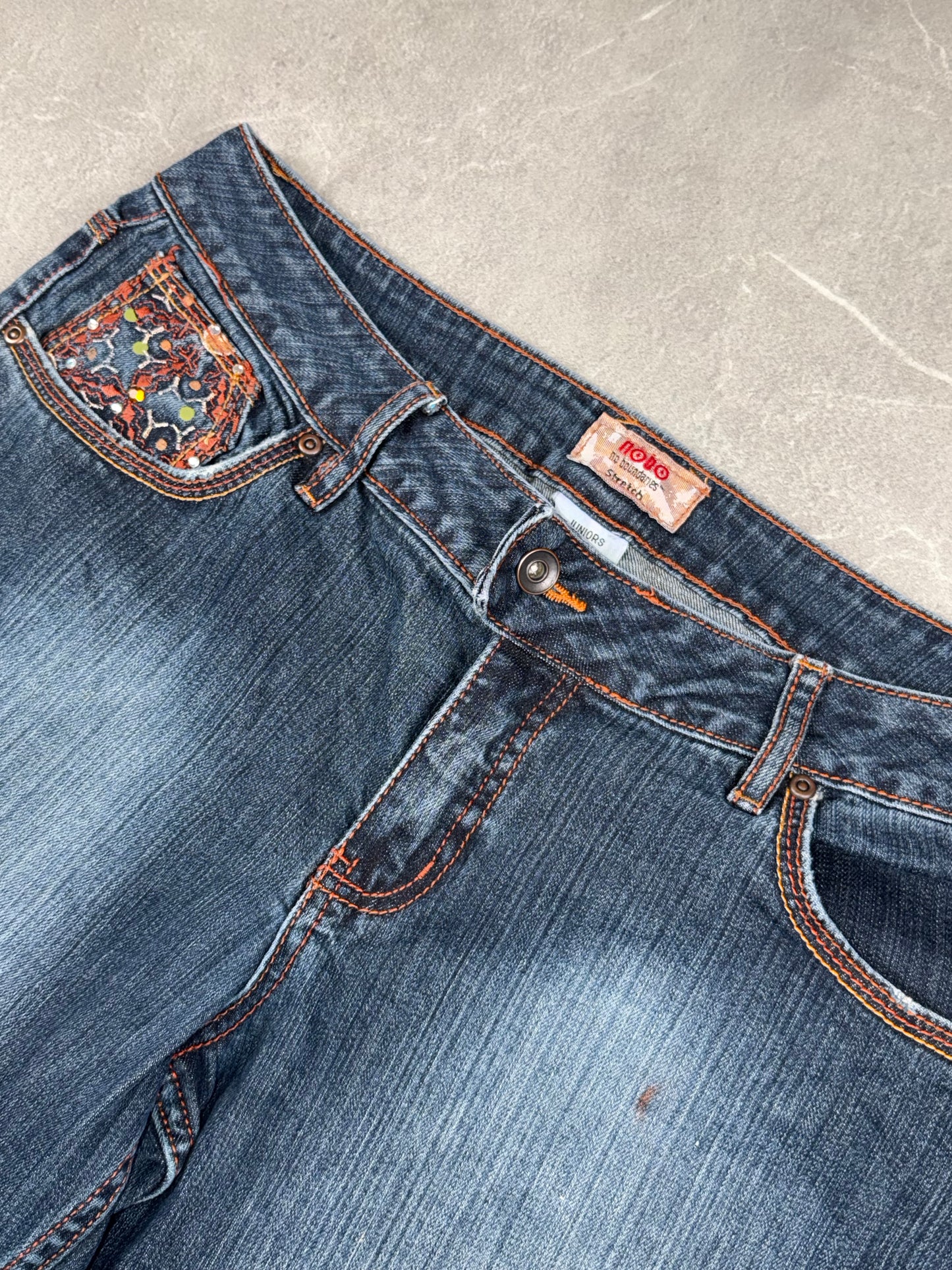 Vintage Jeans Bootcut Mid Rise // L