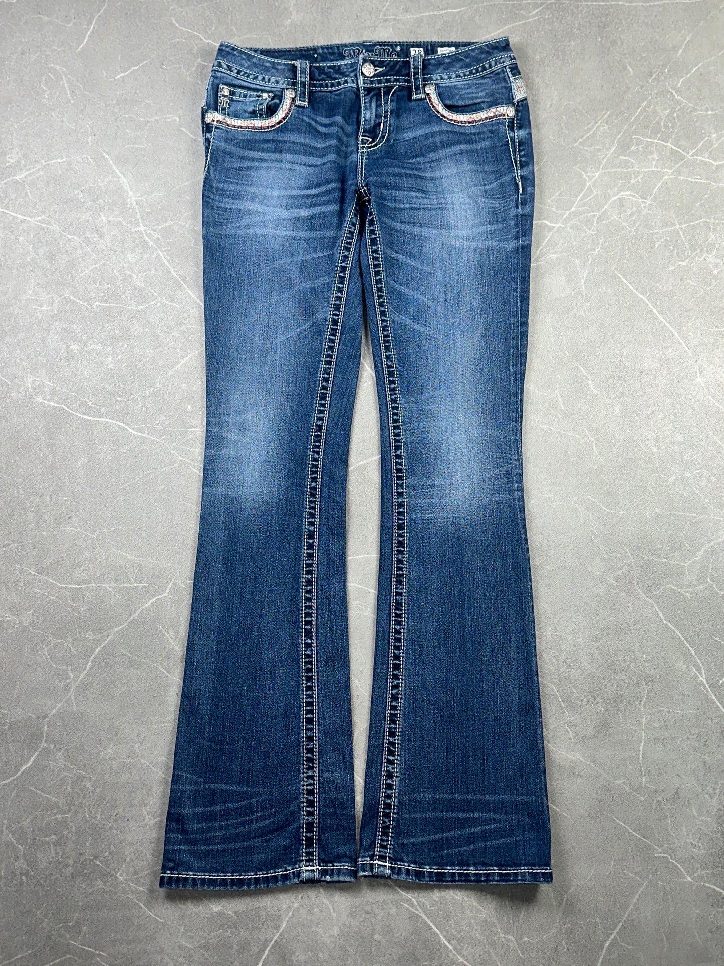 Miss Me Bootcut Low Rise // 28 (M)