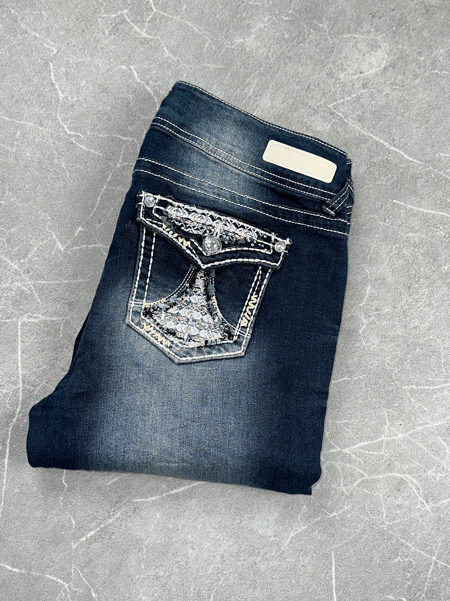 Wallflower Bootcut Low Rise // L