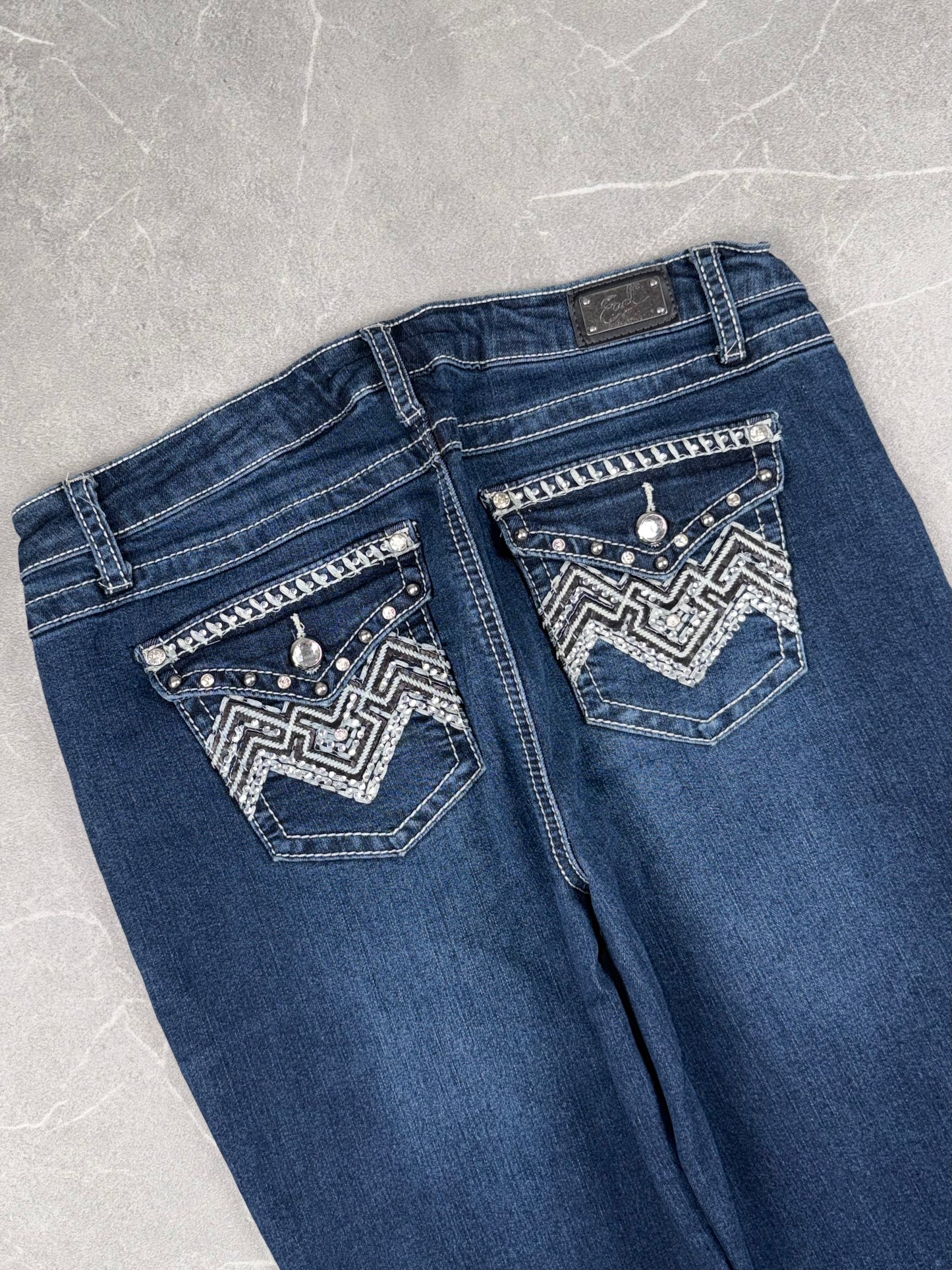 Earl Jeans Bootcut Mid Rise // L