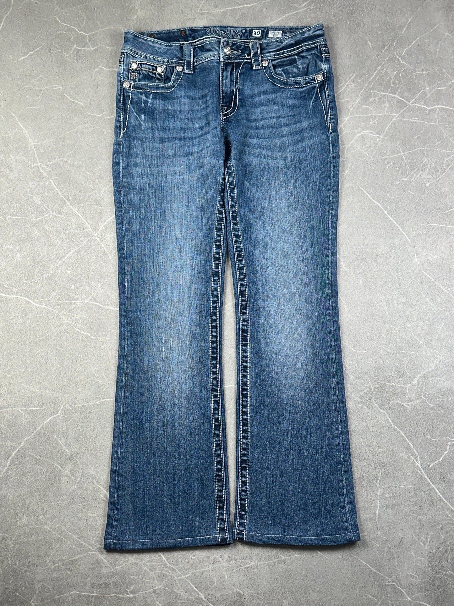 Miss Me Bootcut Low Rise // 30 (M)