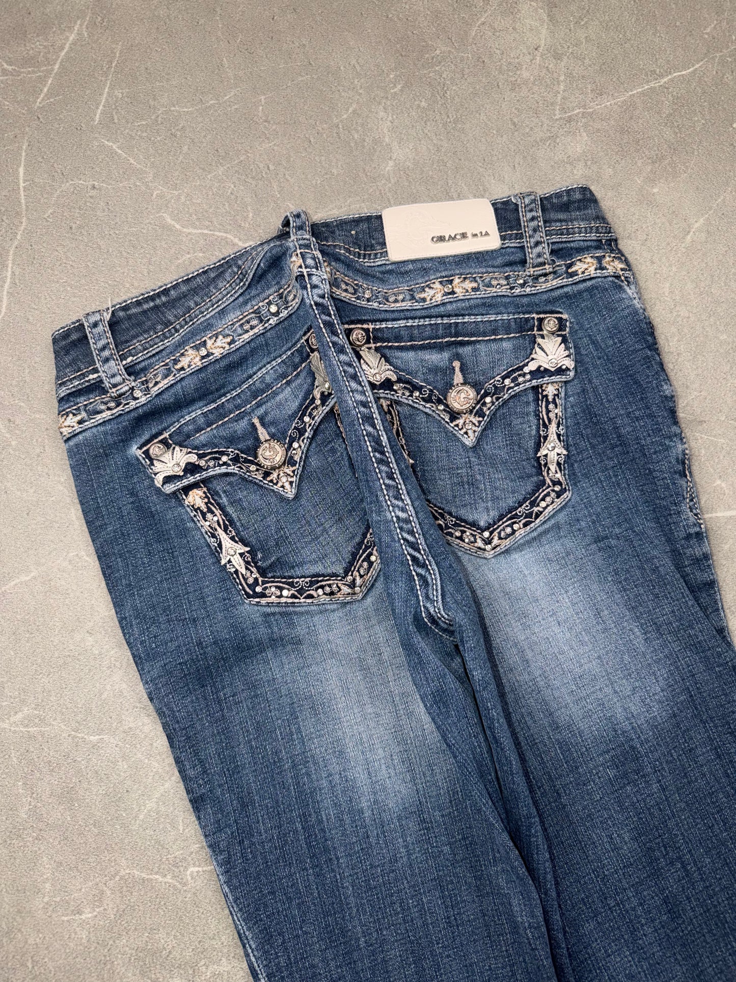 Grace in La Bootcut Low Rise // 28 (M)