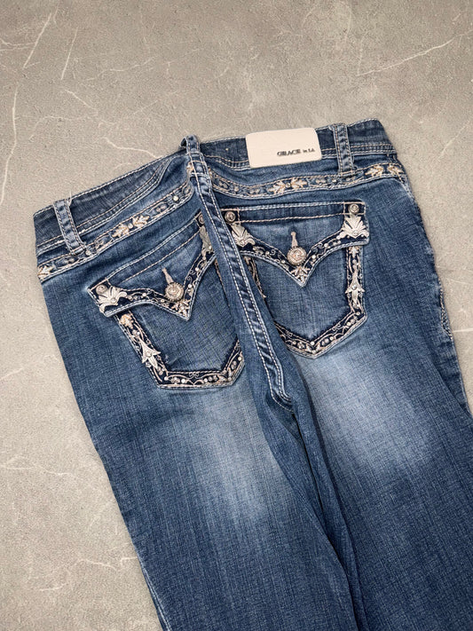 Grace in La Bootcut Low Rise // 28 (M)
