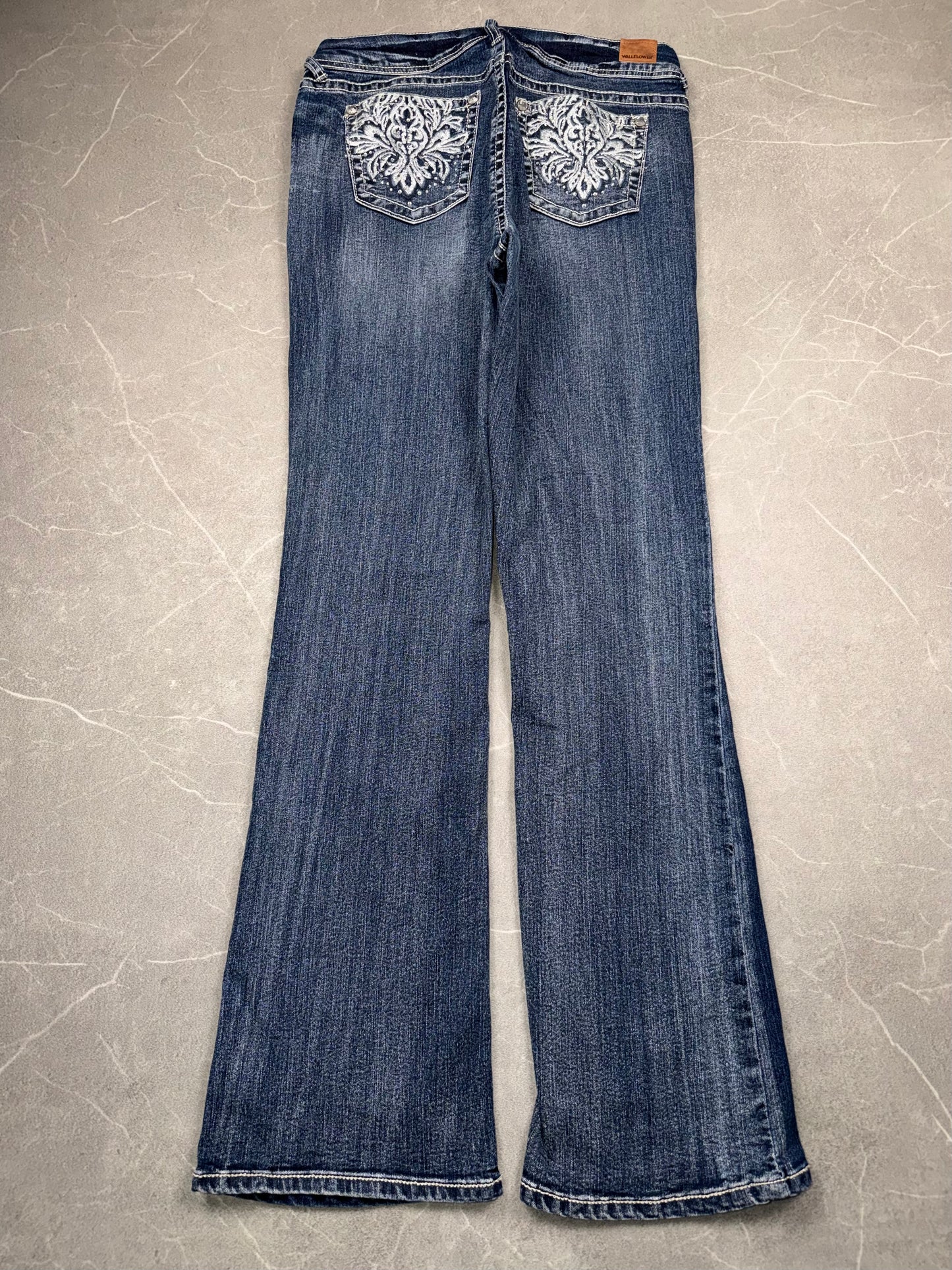 Wallflower Bootcut Mid Rise // M
