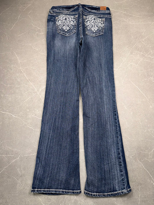 Wallflower Bootcut Mid Rise // M