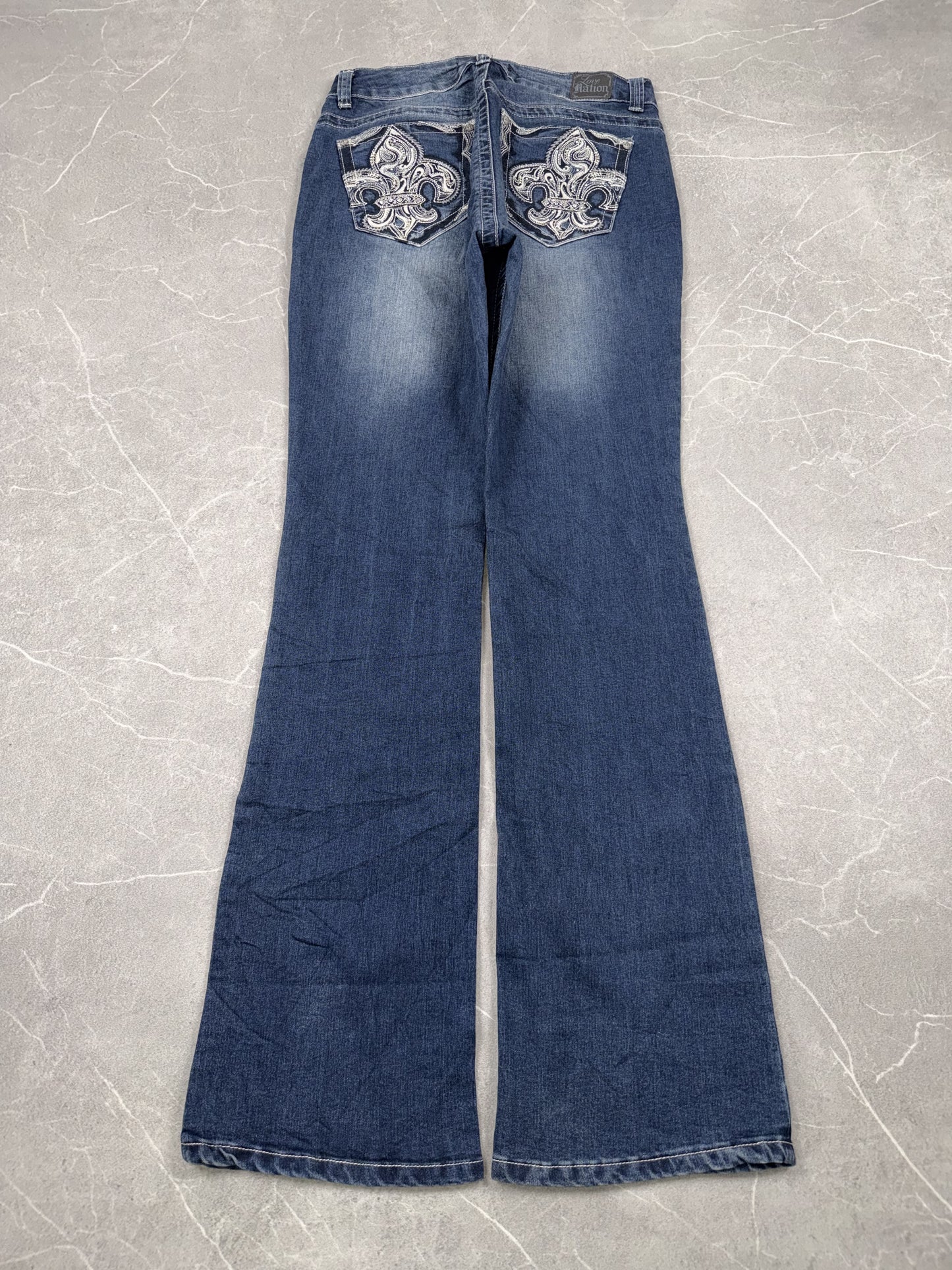 Love Nation Bootcut Mid Rise // M