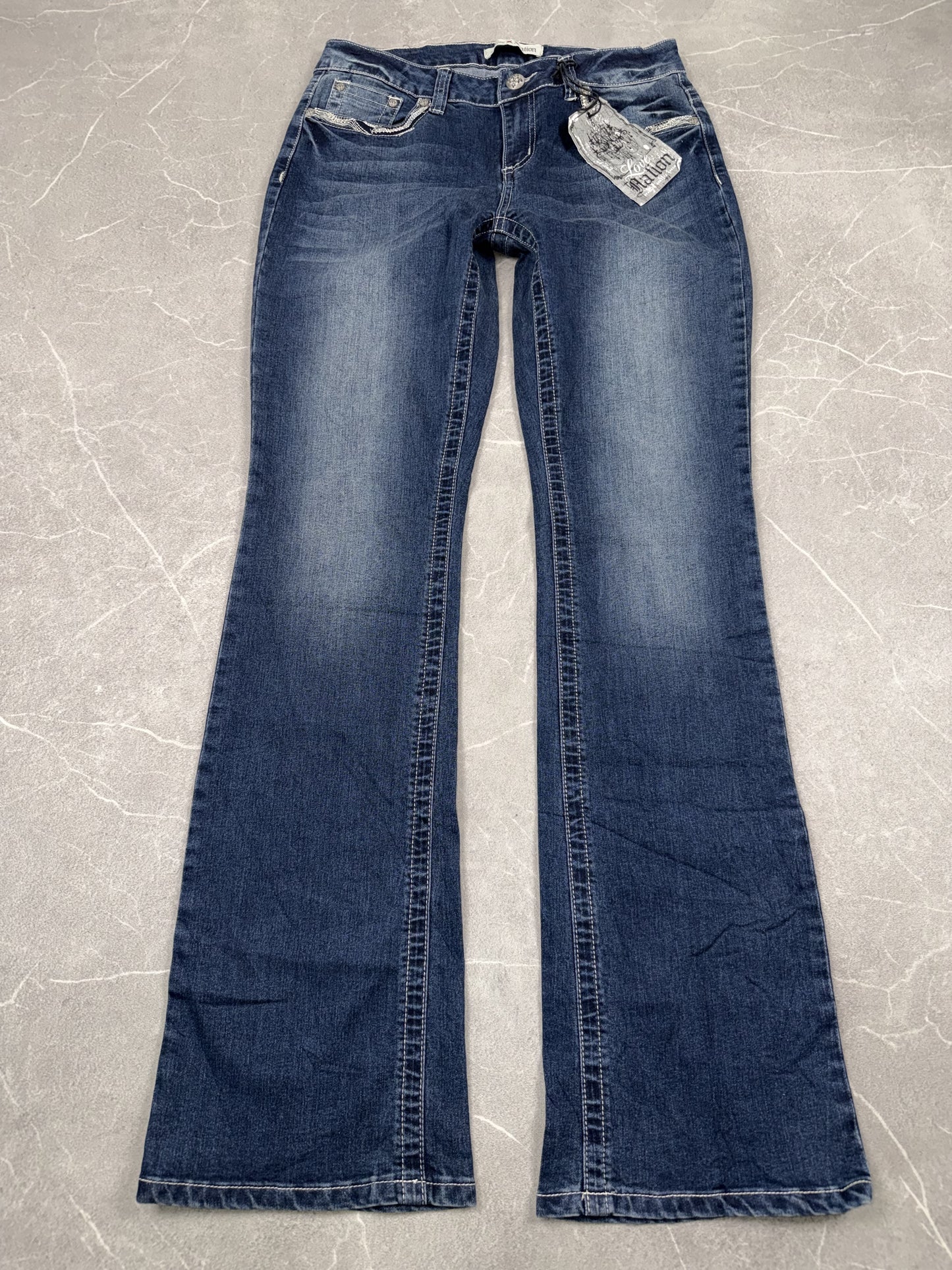 Love Nation Bootcut Mid Rise // M