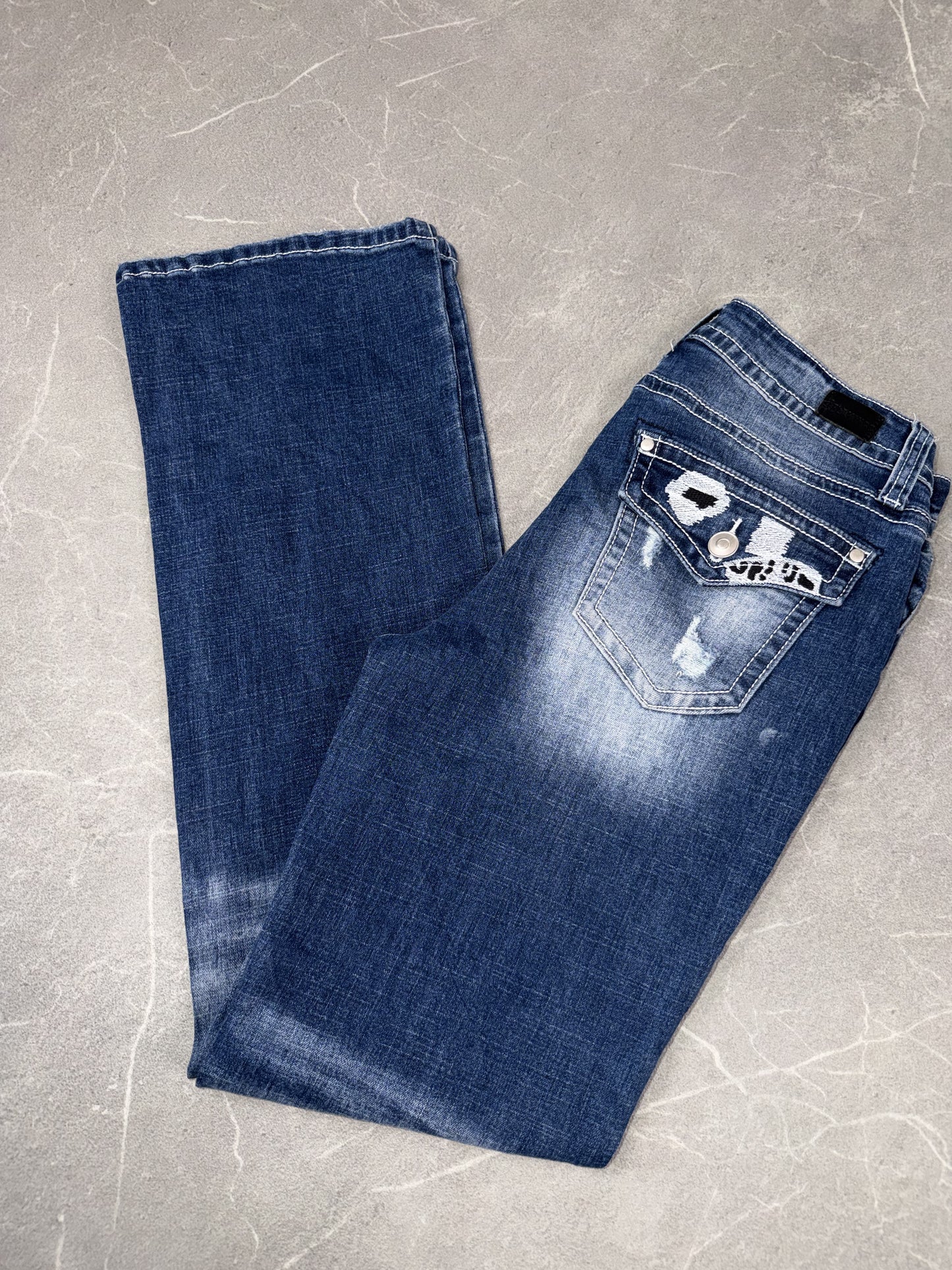 Flamingo Bootcut Mid Rise // S